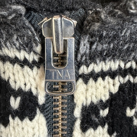 TNA Lambswool Fair Isle Zip Cardigan Sweater Ram Motif Grey Cream Size Small - Picture 9 of 16